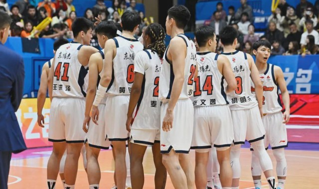 狗子28h5登录-CBA排名剧变！山东大战广东！曝郭艾伦被诈骗千万，周琦一语中的